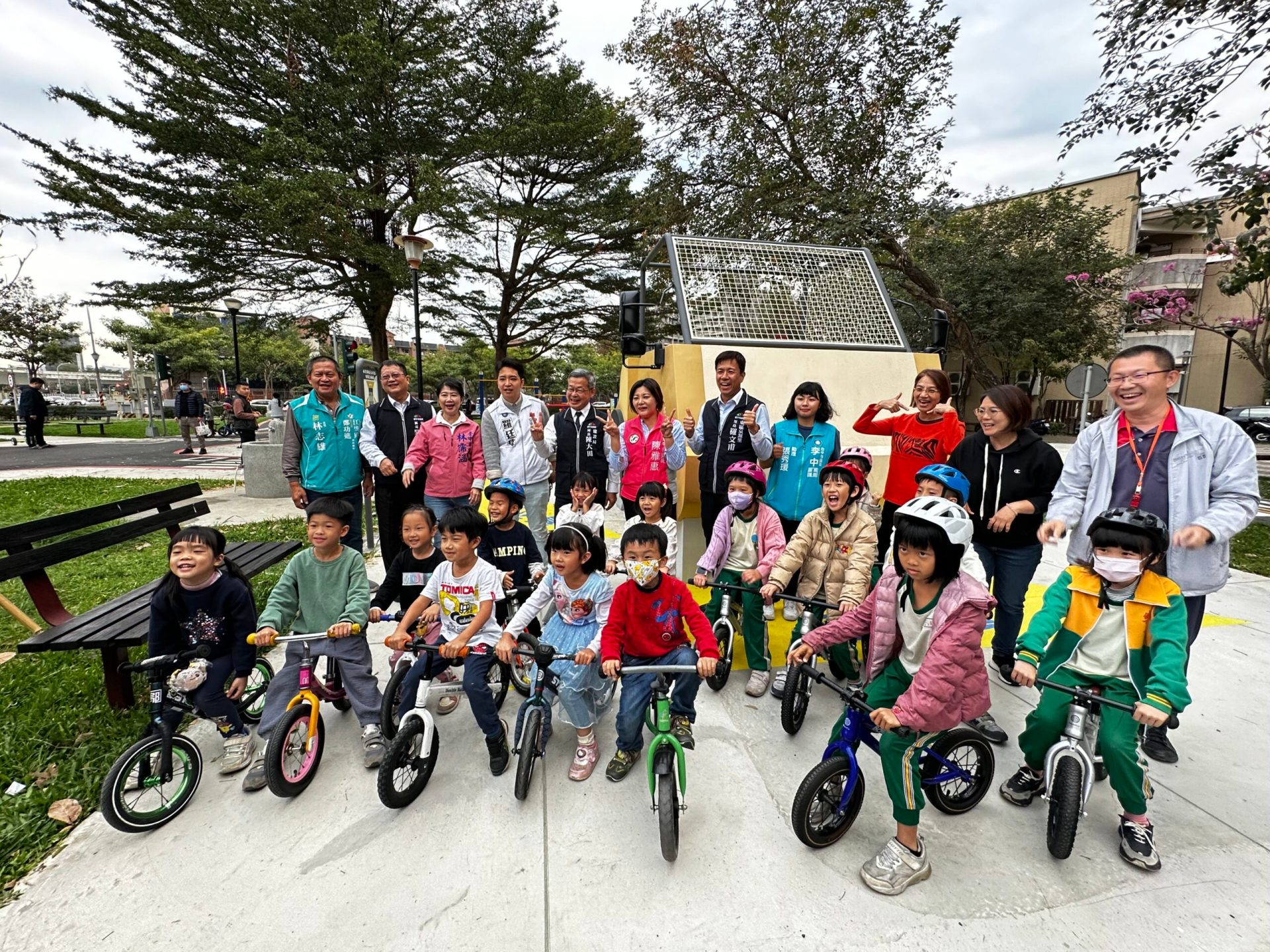 路竹幼兒園從遊戲中落實學童交通安全 實際體驗兒童交通公園
