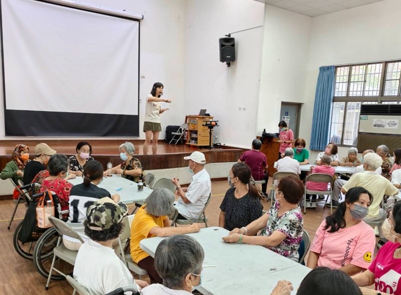 新住民親子培訓課程登場 黏土DIY連結家庭與社區
